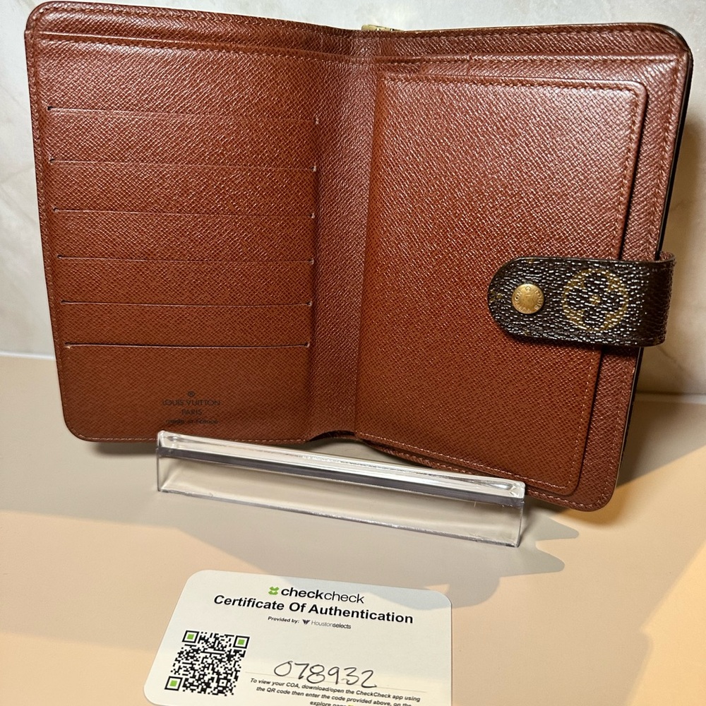 Louis Vuitton Monogram Zipper Passport Wallet - Picture 10 of 15